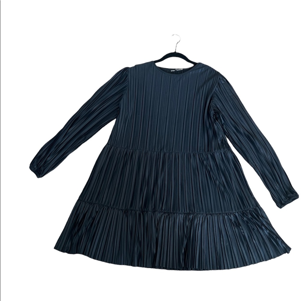 Black ZARA Pleated Midi Dress